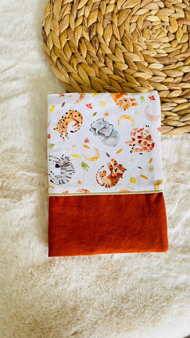Protège carnet de santé 🐳 | Handmazing