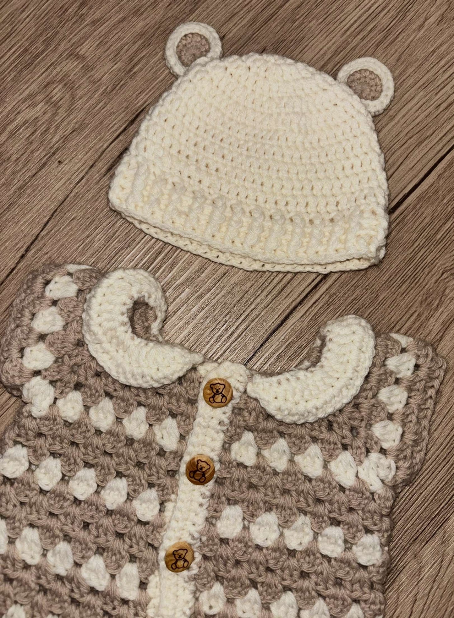 Coffret de naissance body + bonnet 🧸 By L’Atelier Loop