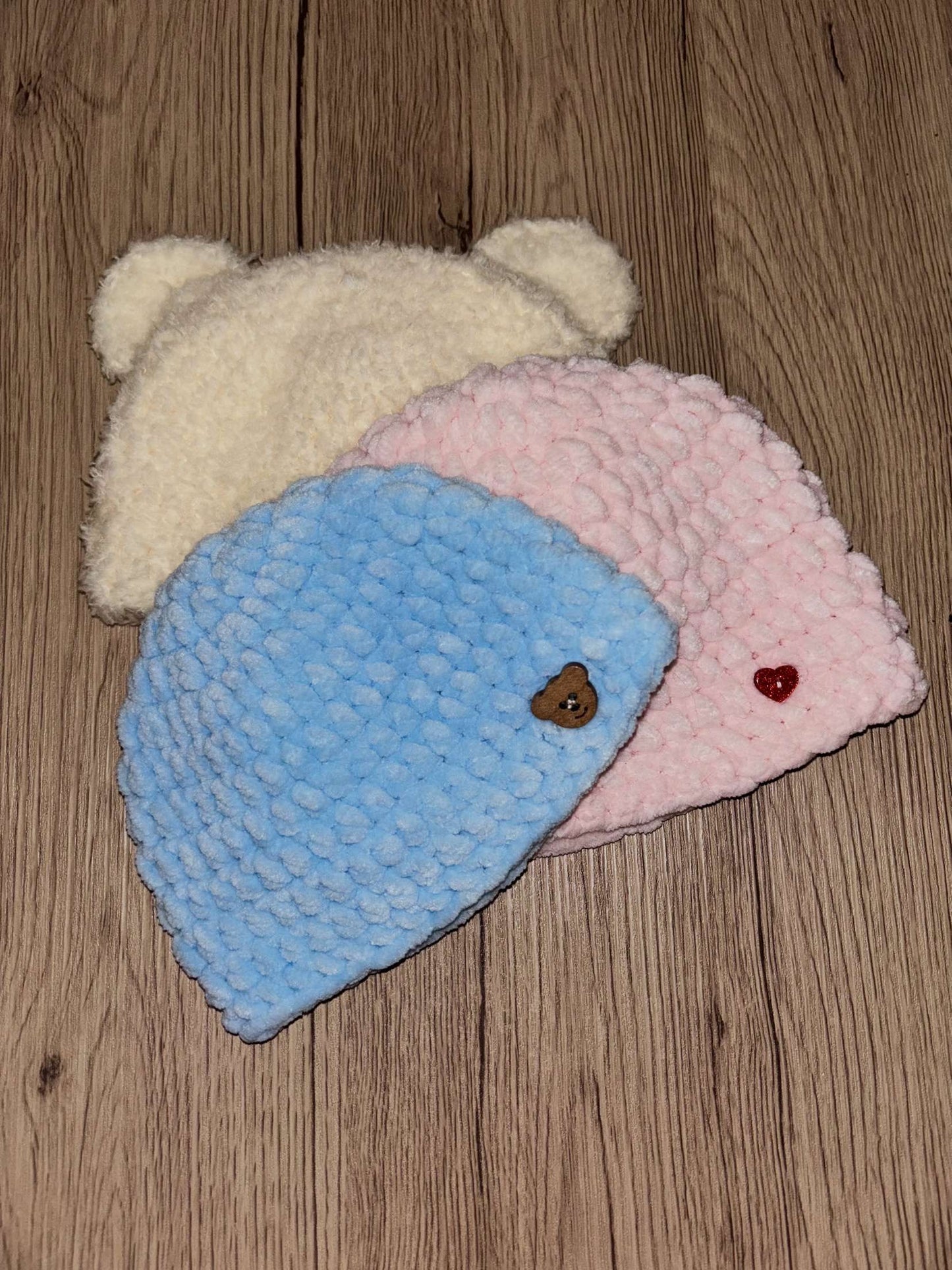 Bonnet bébé en Crochet 🧸 – Fait Main et Personnalisable | L’Atelier Loop