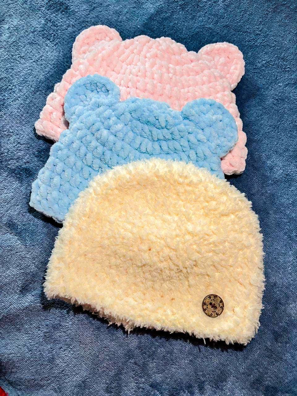 Bonnet bébé en Crochet 🧸 – Fait Main et Personnalisable | L’Atelier Loop