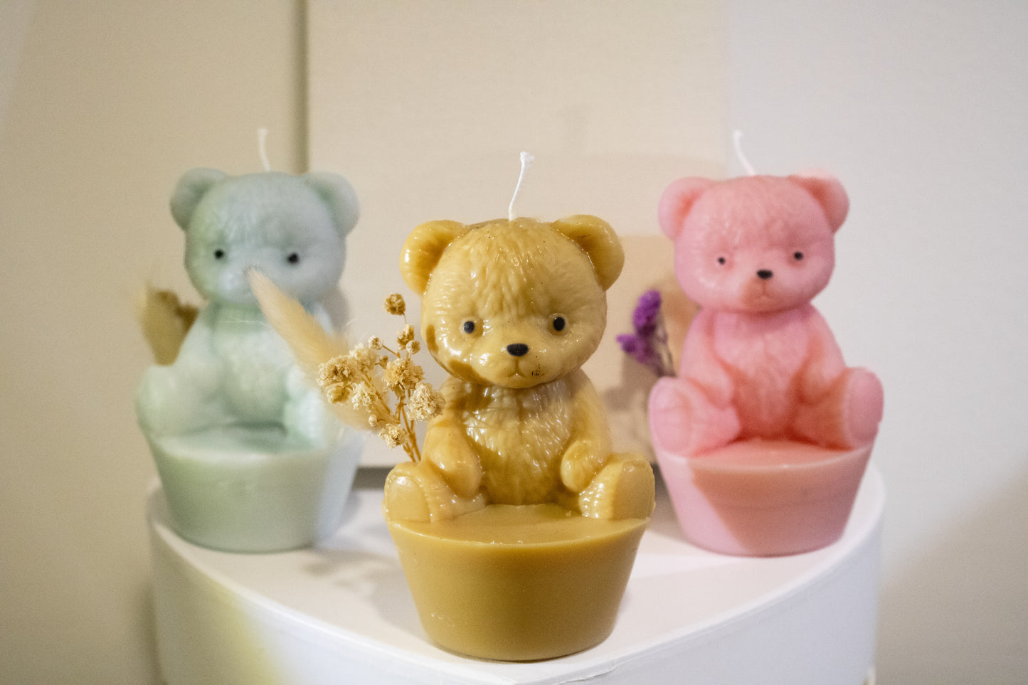 Bougie ourson sur socle 🧸 - By Candle Gourmandise