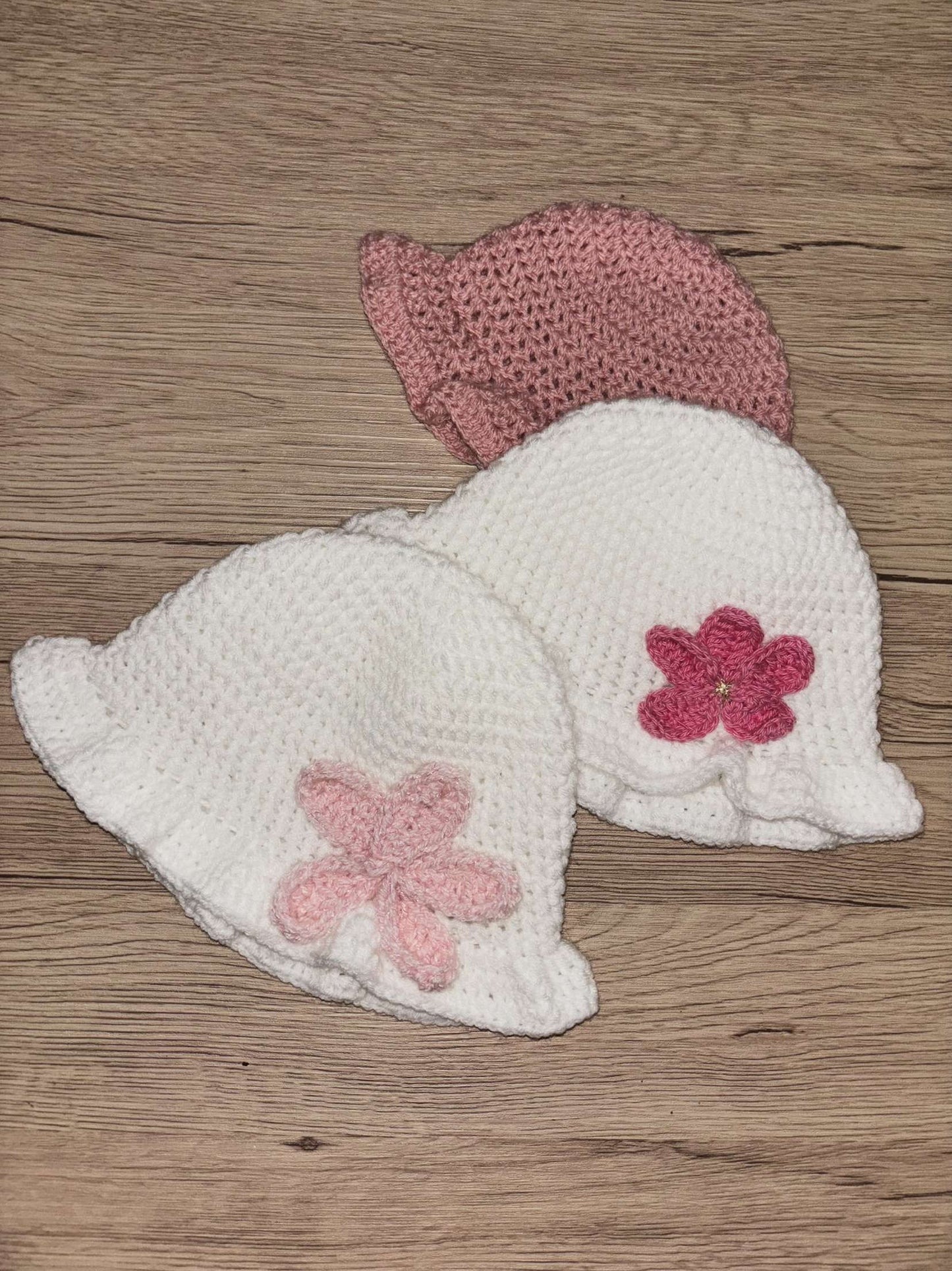 Chapeau bébé 👒 By L’atelier Loop