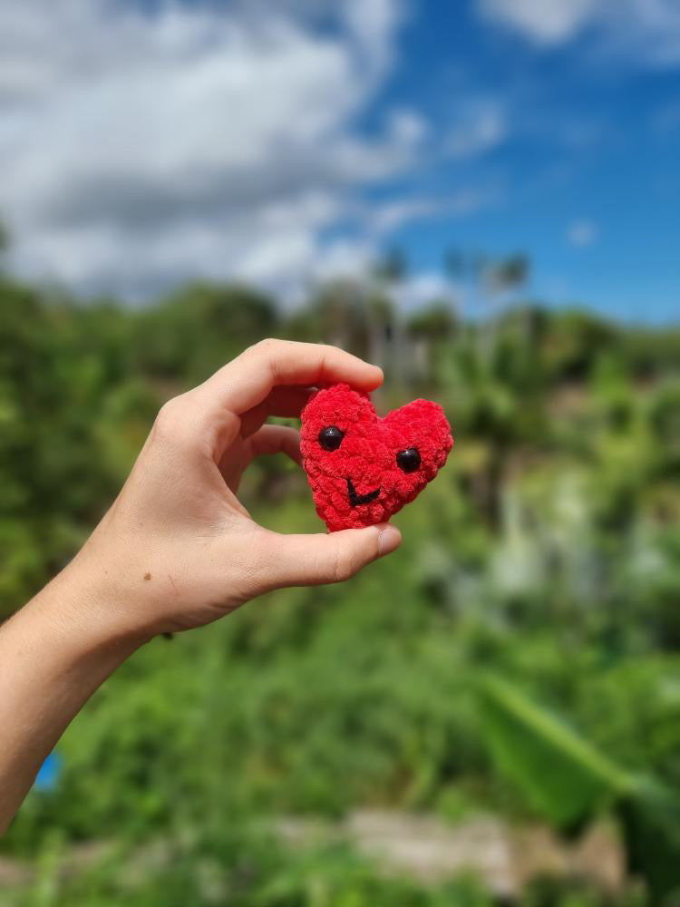 Petit Cœur en Crochet – Cadeau Fait Main Plein d’Amour ❤️